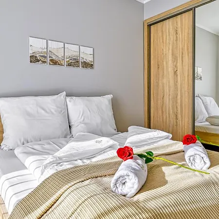 Gorna By Royal Aparts Apartment